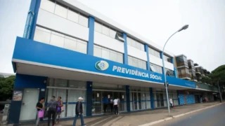 INSS tem menor quadro do ano e fila de benefícios atinge 2,6 milhões