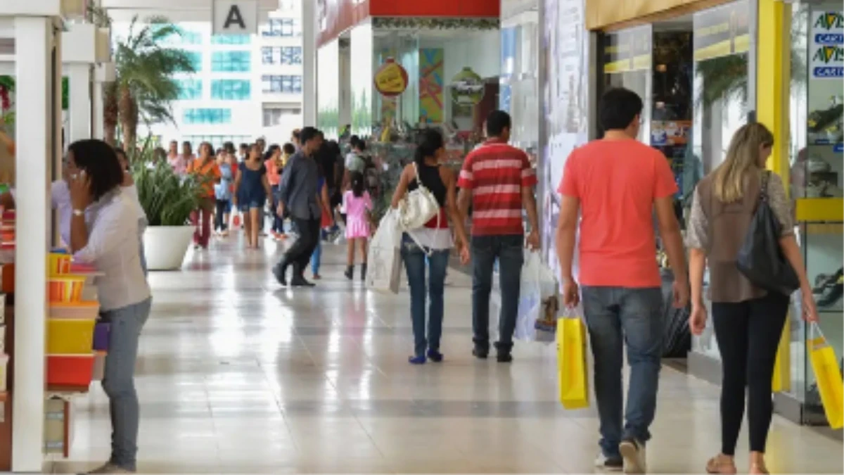Brasil terá 535 mil vagas temporárias até o fim de 2025