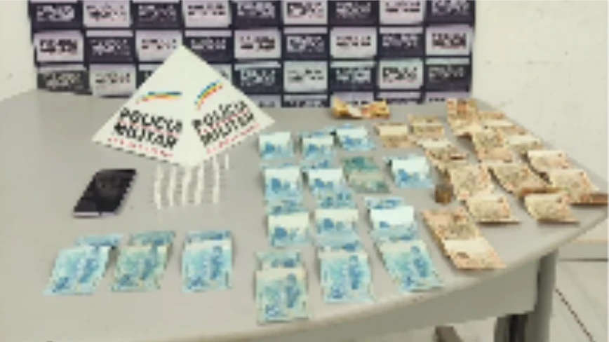 Homem é preso por tráfico de drogas em Itabira após denúncias anônimas