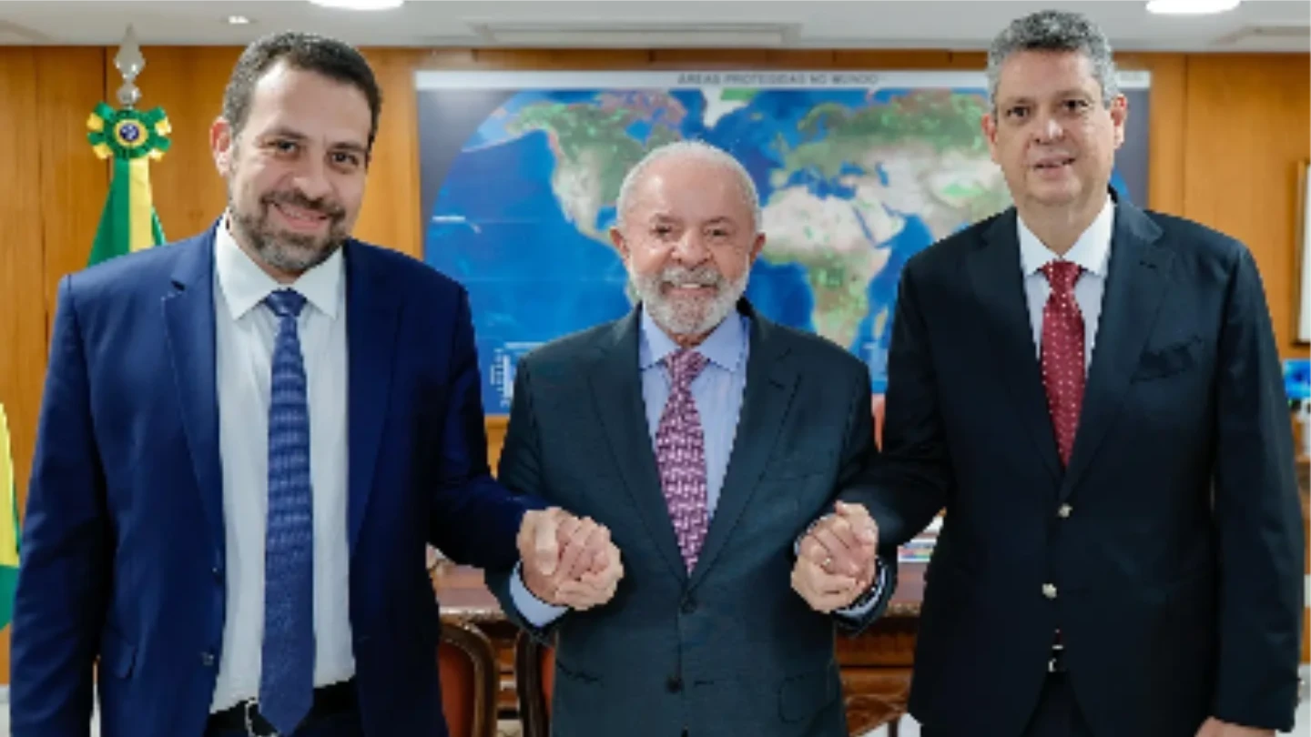 Lula nomeia Guilherme Boulos para Secretaria-Geral da Presidência