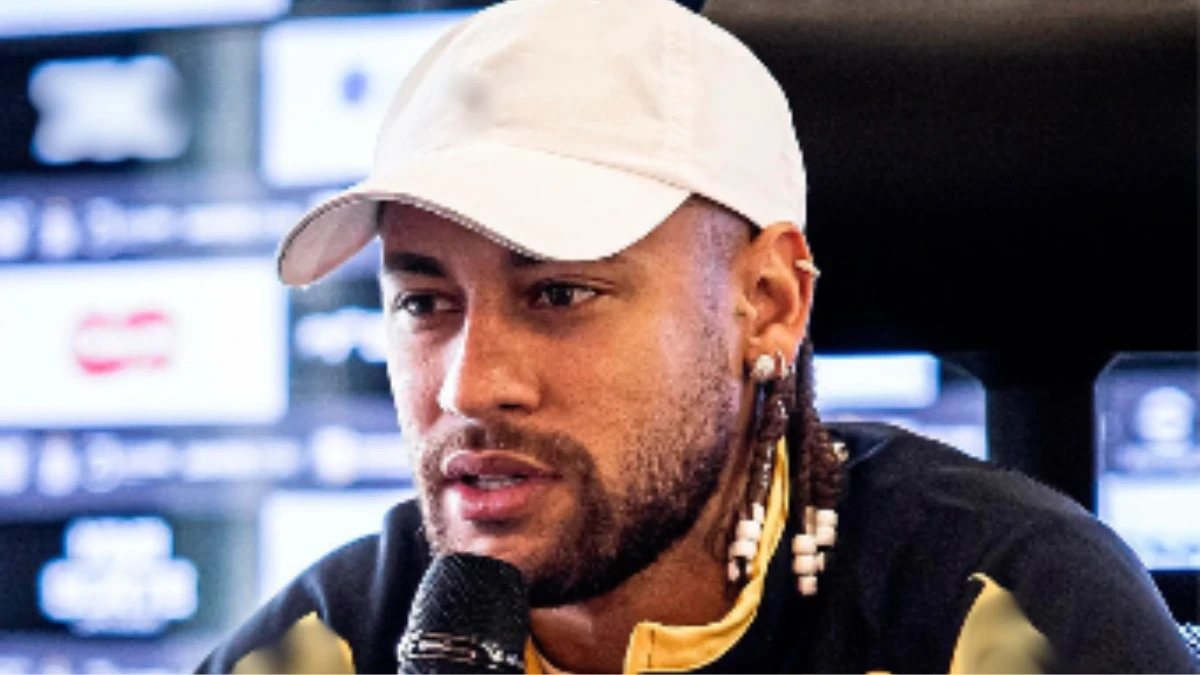 Neymar cobra profissionalização da arbitragem após derrota do Santos
