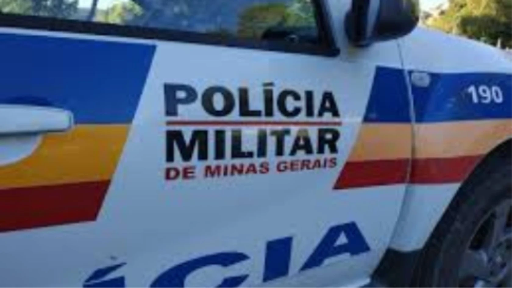 Motorista de ônibus é atacado e assaltado durante a madrugada em Timóteo