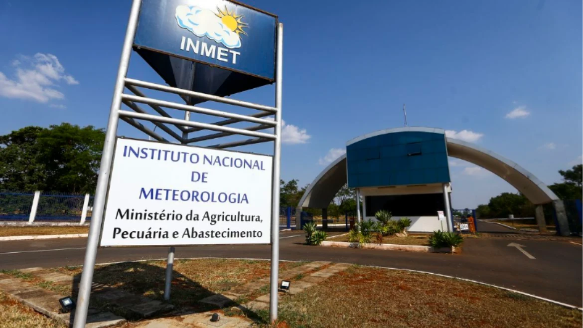 INMET emite alerta de baixa umidade para mais de 800 cidades