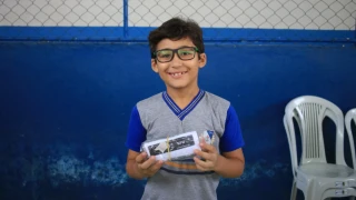 Prefeitura de Coronel Fabriciano inicia entrega de óculos gratuitos a alunos da rede municipal