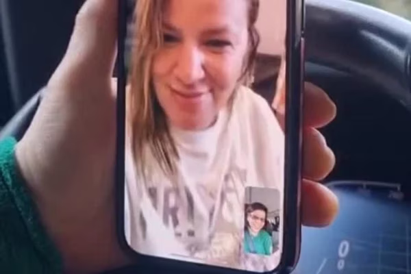Laércia Dantas em diálogo com Roberta Miranda