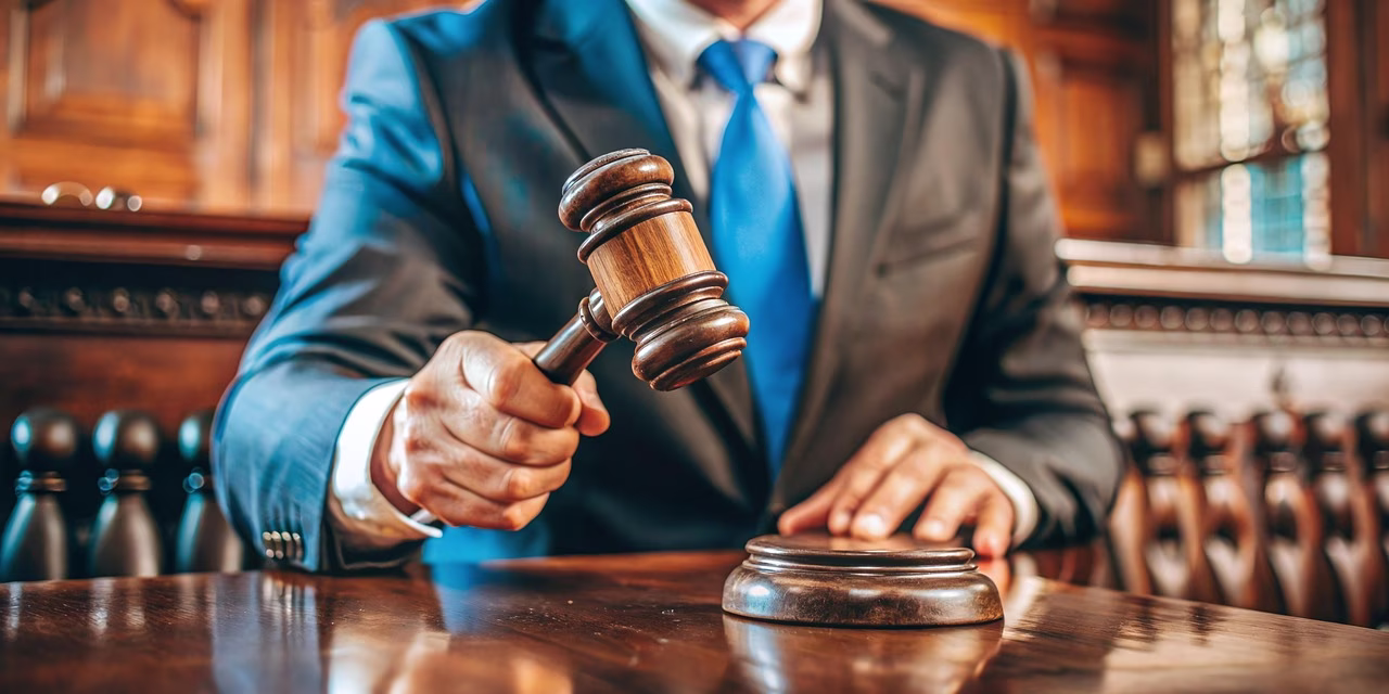 Funcionário recebe multa após advogado empregar IA em processo