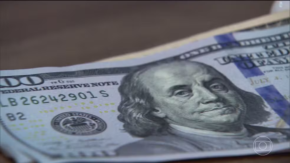 Dólar alcança a segunda maior valorização já registrada: R$ 5,86