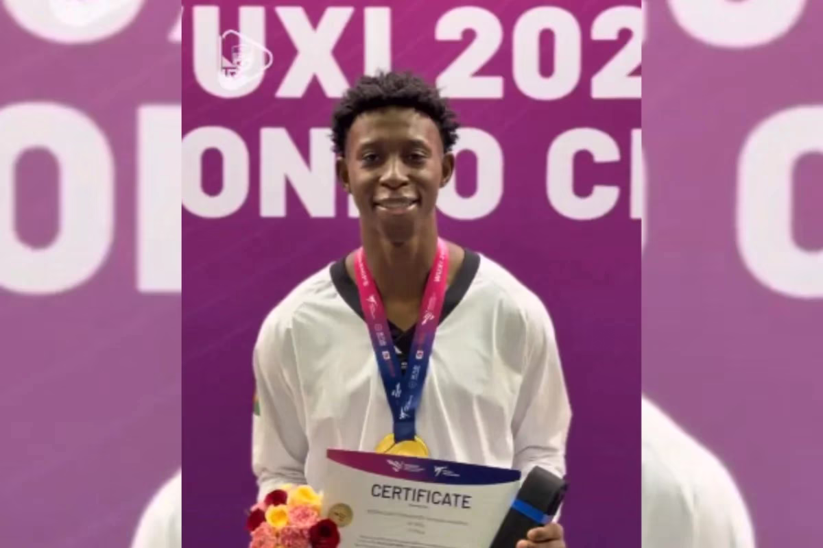 O brasileiro derrotou o chinês Qizhang Xiang na categoria até 80kg