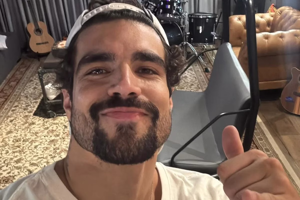 O artista Caio Castro