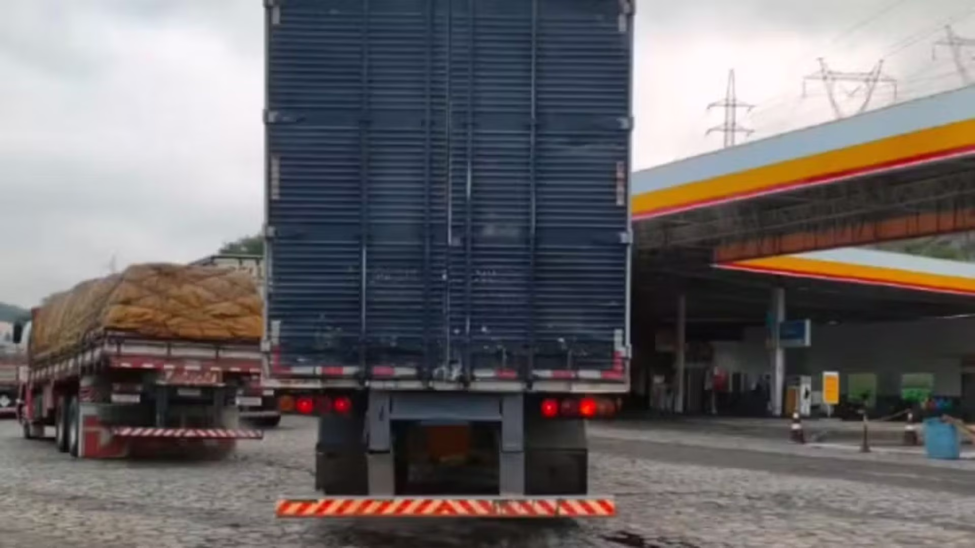 O condutor foi acusado de furto qualificado e de falsificar a comunicação de um crime