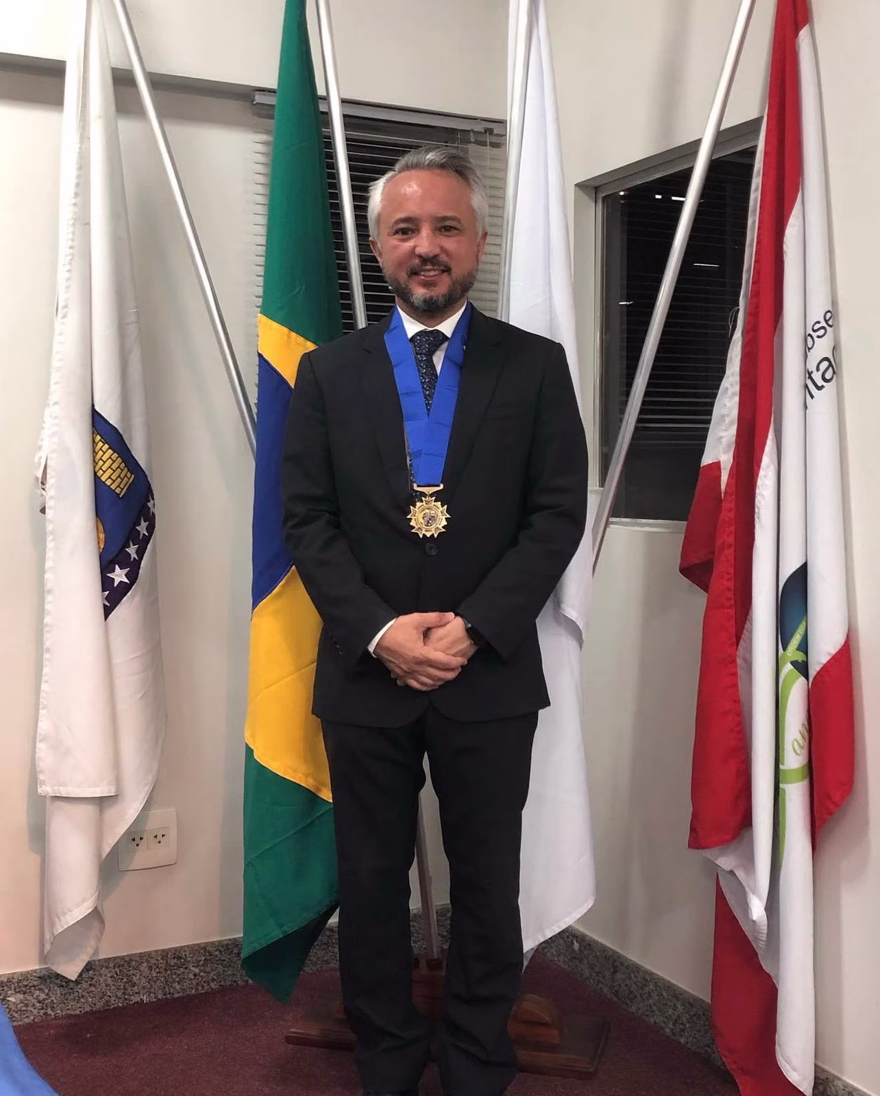 SUGESTÃO DE PAUTA - Décio Camargos nomeado secretário de Governo