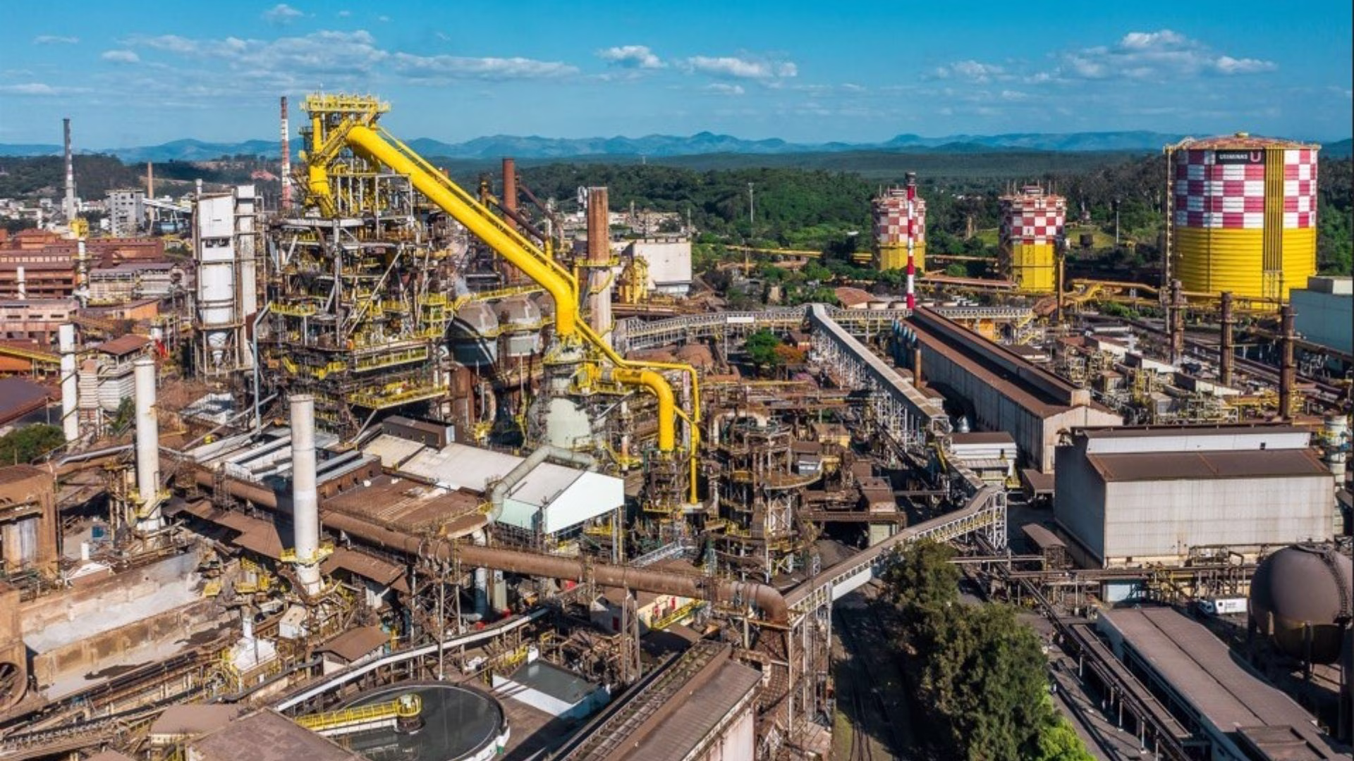 A conclusão da transação depende da aprovação das autoridades antitruste do Brasil e será totalmente financiada com recursos próprios da Ternium