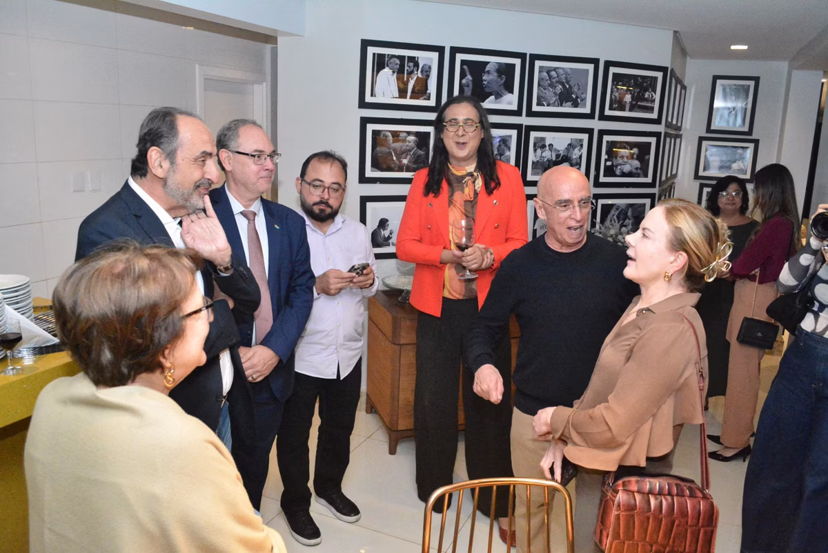 Alexandre Kalil (PDT) busca promover uma potencial parceria entre os dois partidos nas eleições de 2026