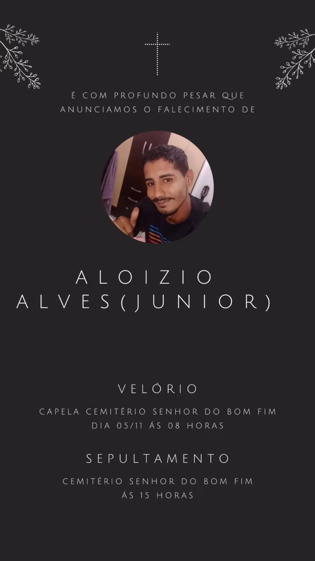 A velociade do carro impressionou a todos os espectadores da corrida.