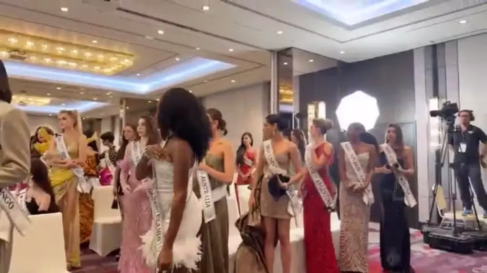 Candidatas do Miss Universo expressam indignação diante da falta de respeito do organizador do evento para com a representante do México