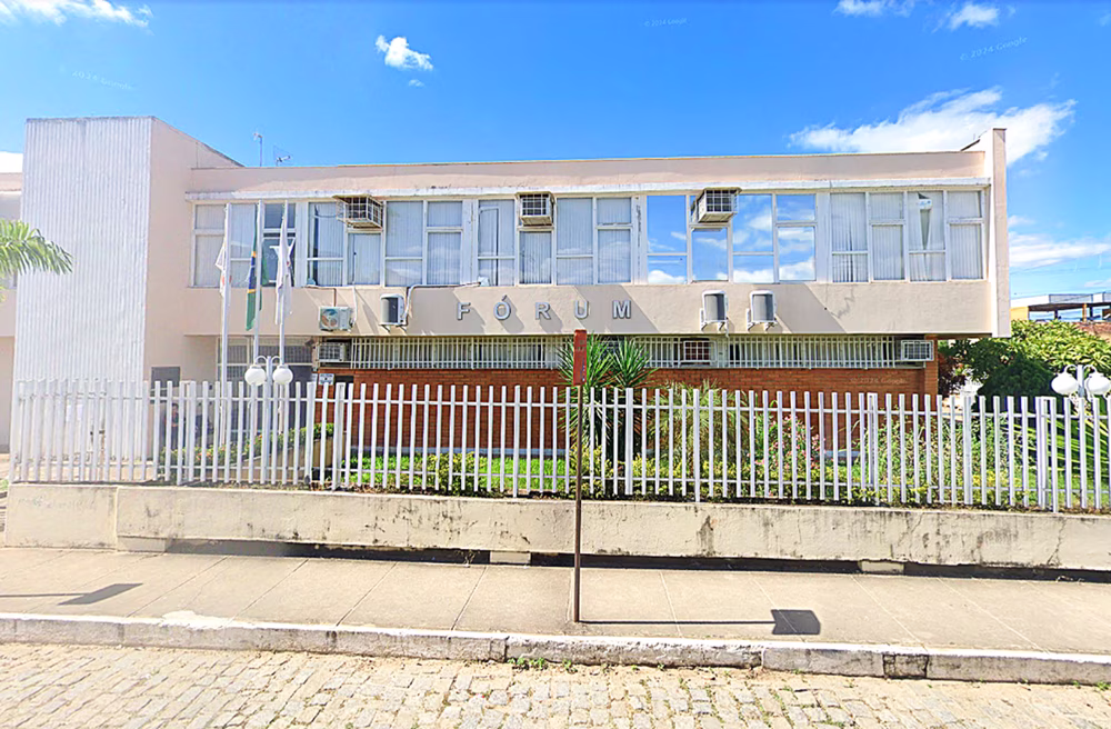 Os dois deverão cumprir a pena primeiramente em regime fechado