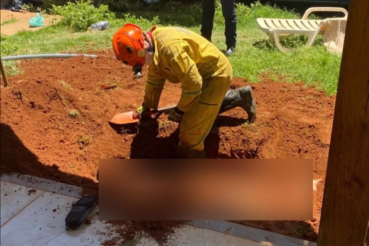 Alex perdeu a vida no local. O crime ocorreu na madrugada de 22 de outubro