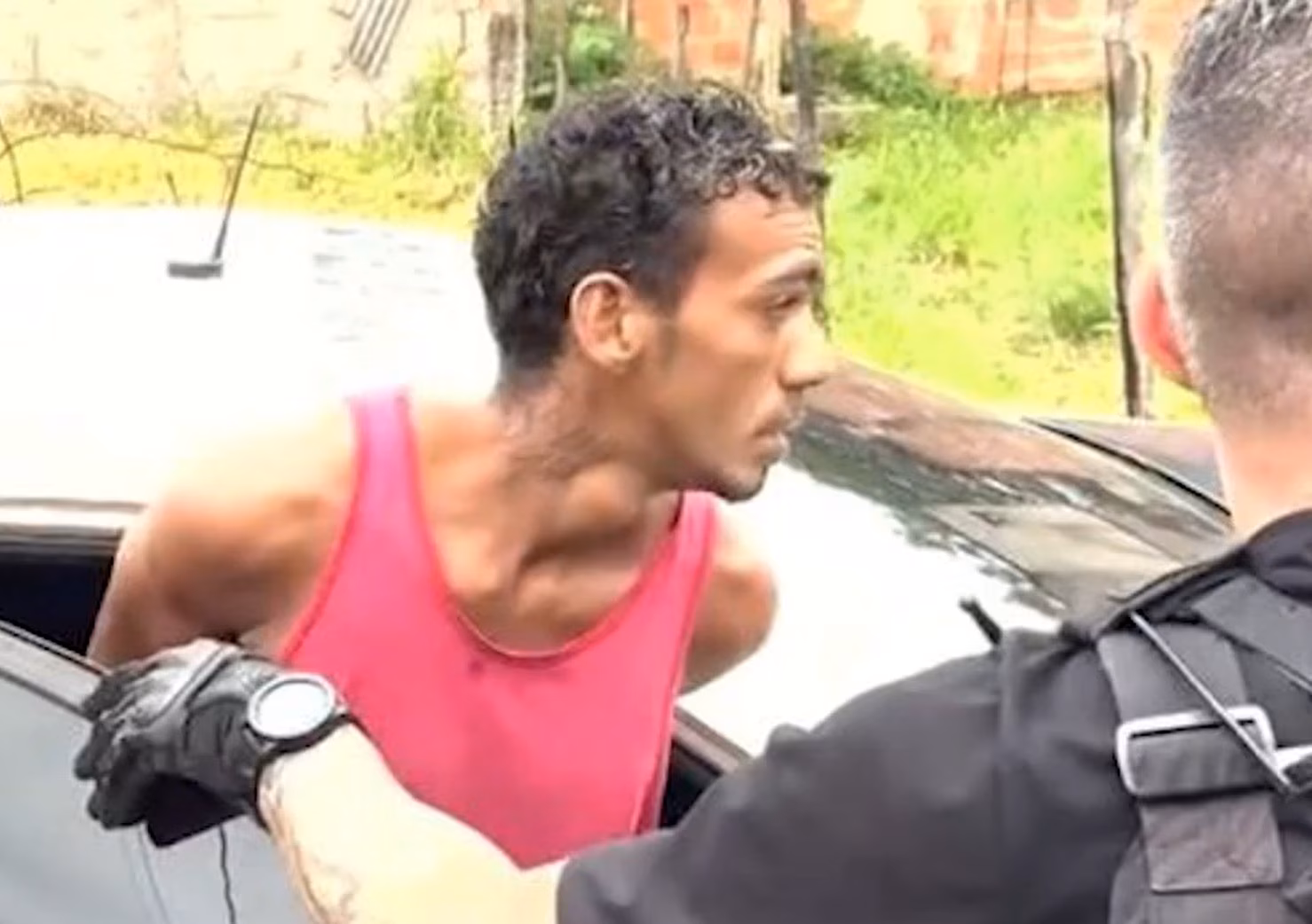 Entendi, por favor, forneça a legenda que você deseja que eu reescreva.