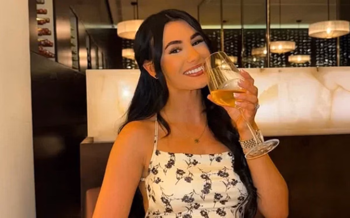 Claro, por favor forneça a legenda que você gostaria que eu reescrevesse.