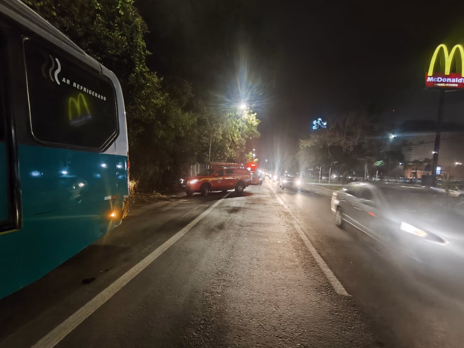 Acesso Configuraçoes, Aplicativos, Atalhos, Bateria, Tela, Seguranca de Apps e contas, Dispositivos Conectados, Notificacoes e muito mais nas configuracoes do seu celular.