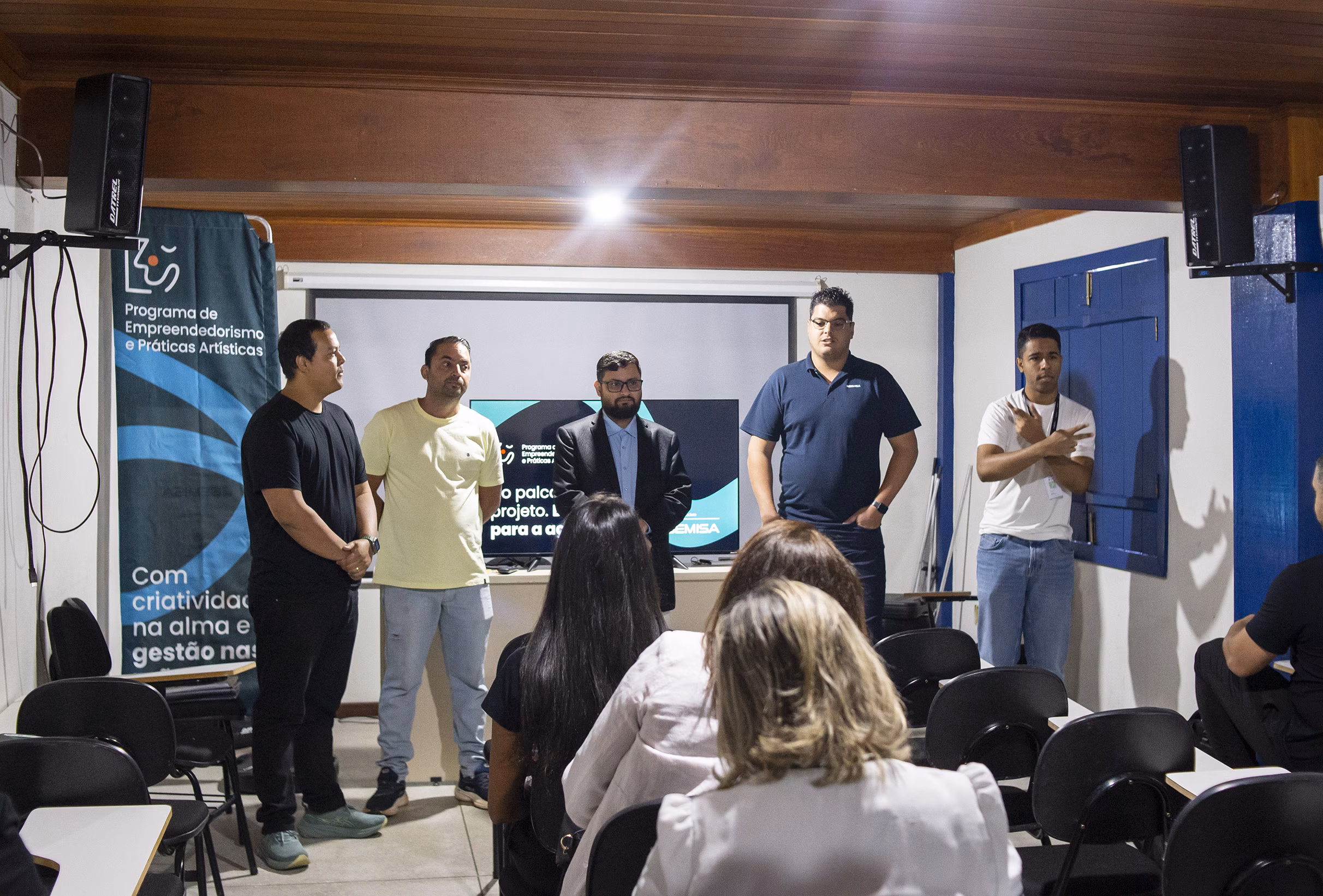 Fwd: Sugestão de pauta: Formação para envio de projetos culturais movimenta Antônio Dias e Hematita