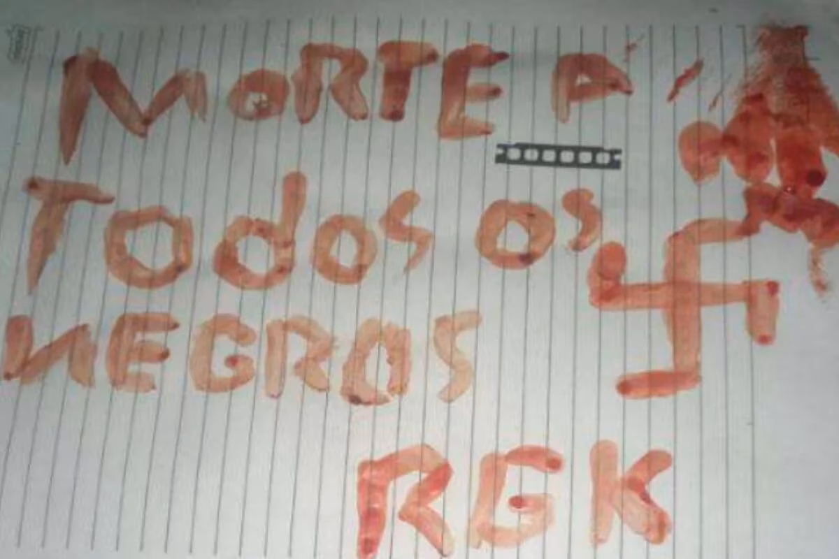 Jovem forçou a vítima a se ferir e a escrever usando seu próprio sangue