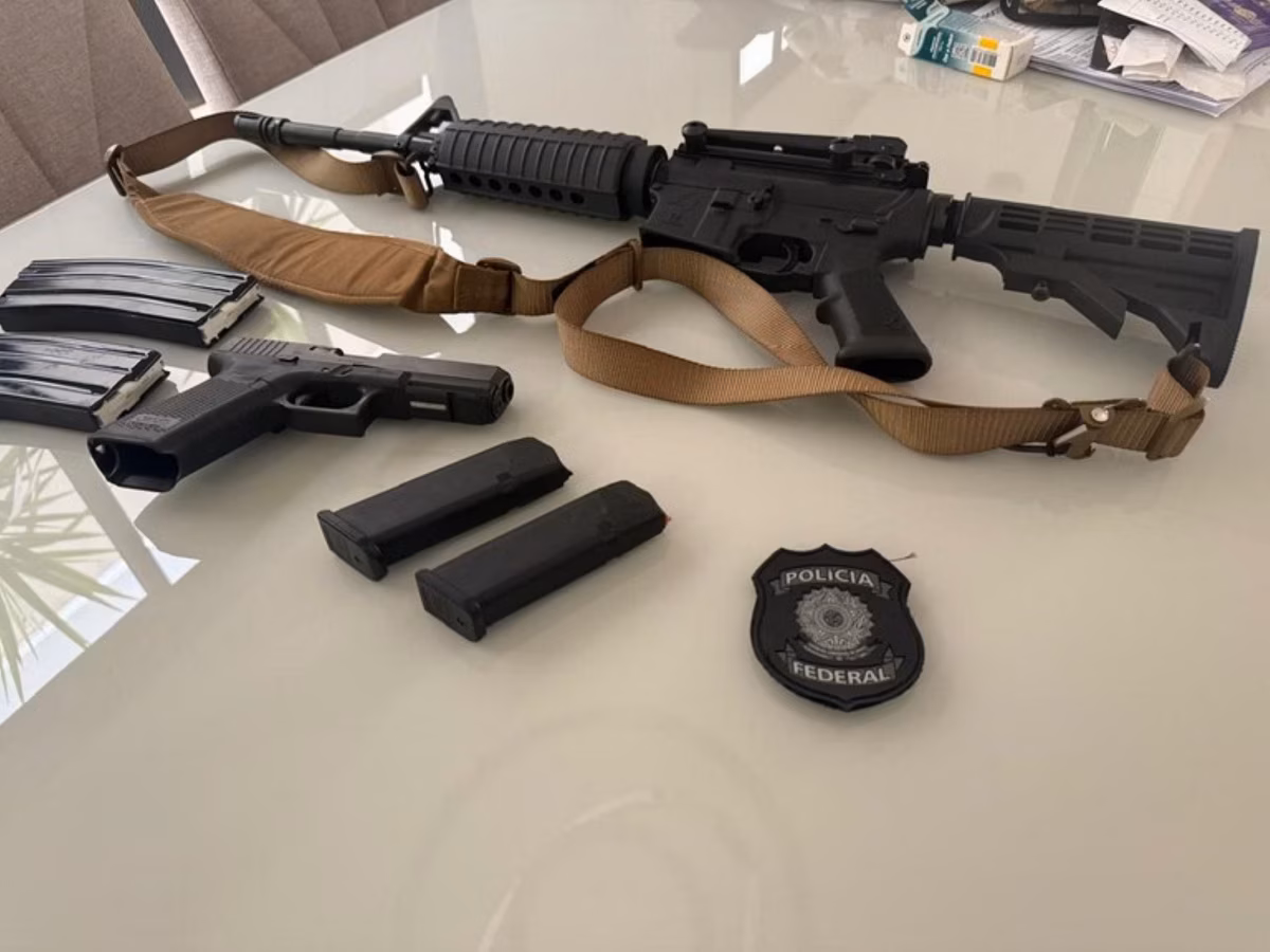 Na nova etapa da operação Sem Desconto, a PF confiscou armamentos e munições