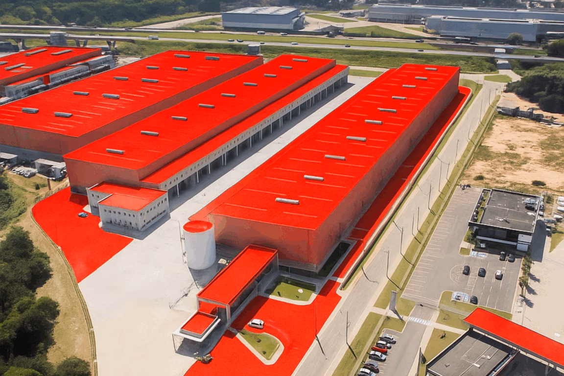 Companhia diminui a área física, reestrutura a operação digital e fecha unidades com baixa viabilidade para evitar prejuízos