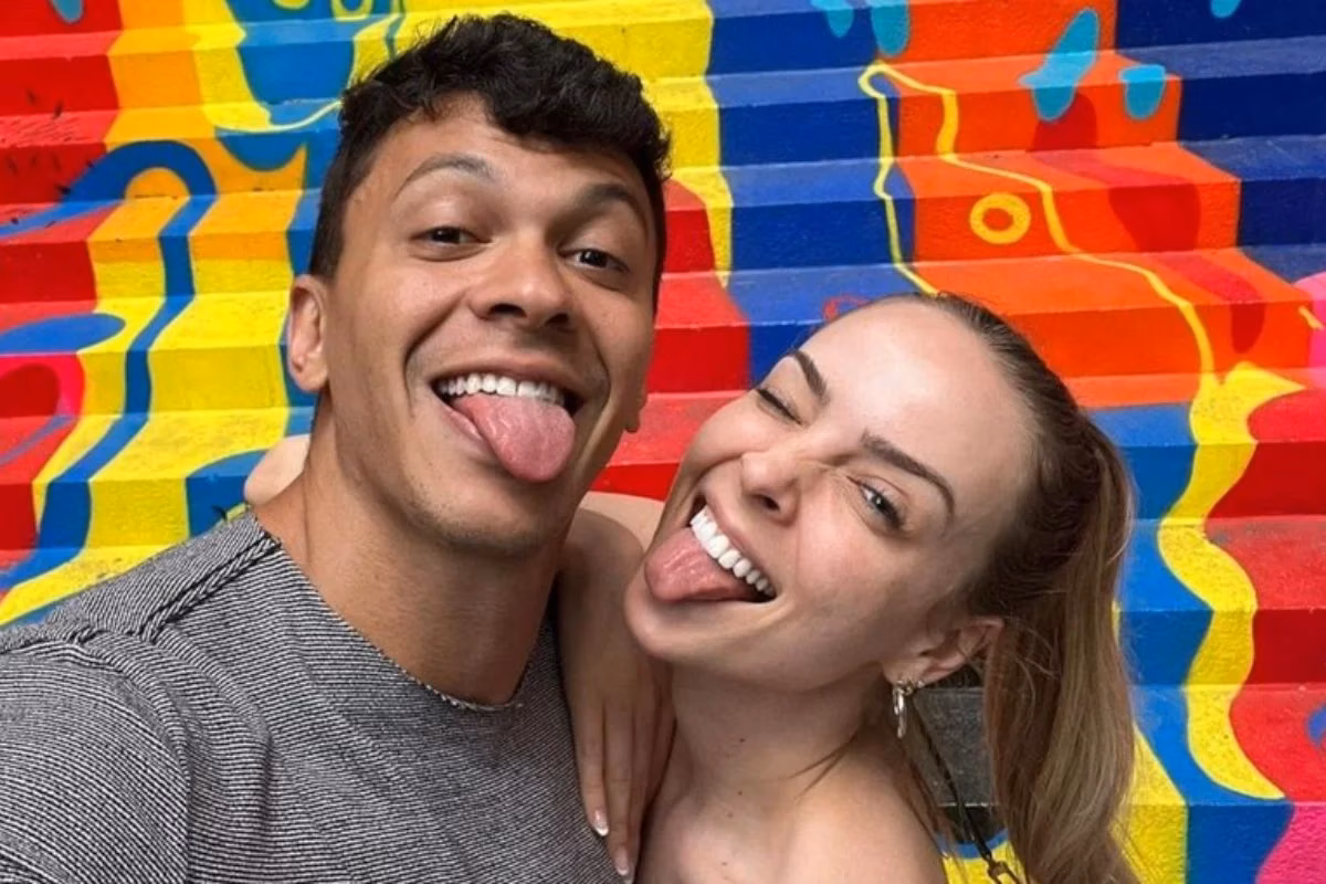 Aparentes semelhanças são percebidas pelos fãs entre o rompimento de Tata e Cocielo e o término de Zé com Virginia