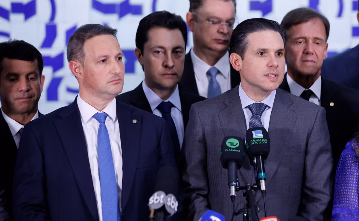 O quarto relatório do deputado federal Guilherme Derrite (PP-SP) referente ao projeto de lei (PL) Antifacção não foi bem recebido nem pela base nem pela oposição