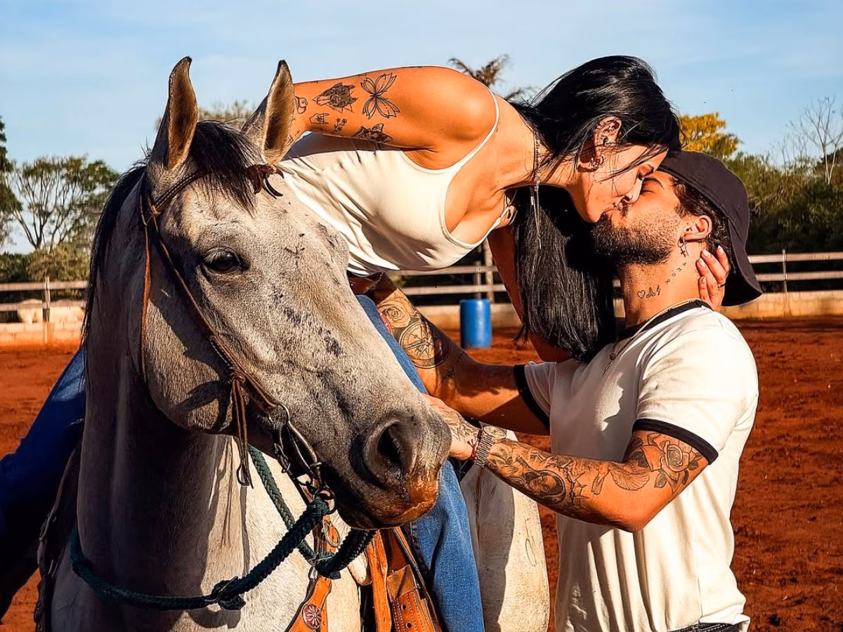 Recente postagem de Ana Castela e Zé Felipe nas mídias sociais