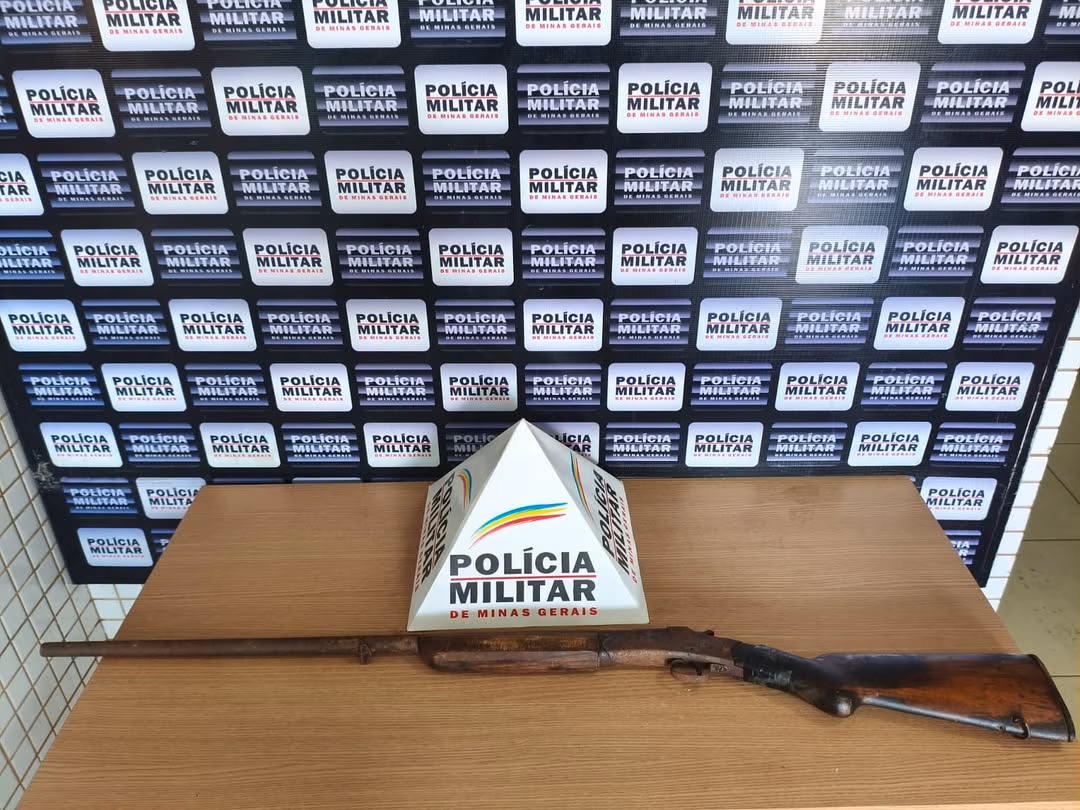 Você é um corretor ortográfico de legendas jornalísticas.