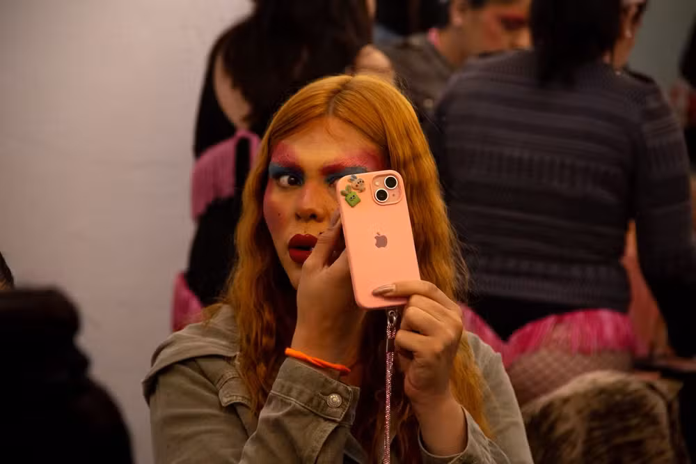 A jovem de 26 anos foi atacada na área onde passou sua infância.