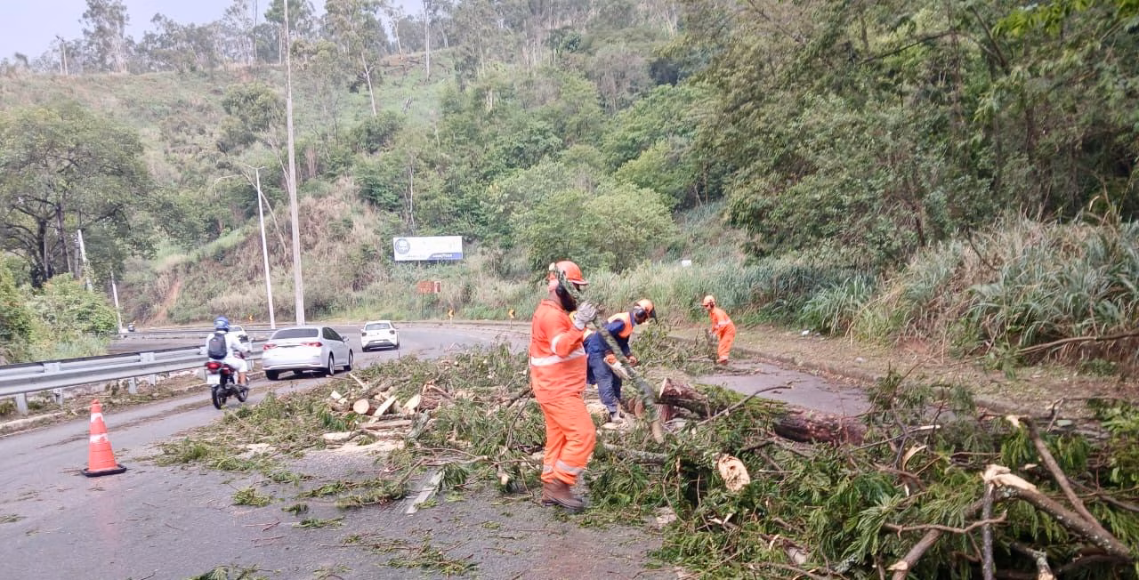 SUGESTÃO DE PAUTA: Ipatinga registra chuva intensa sem ocorrências graves