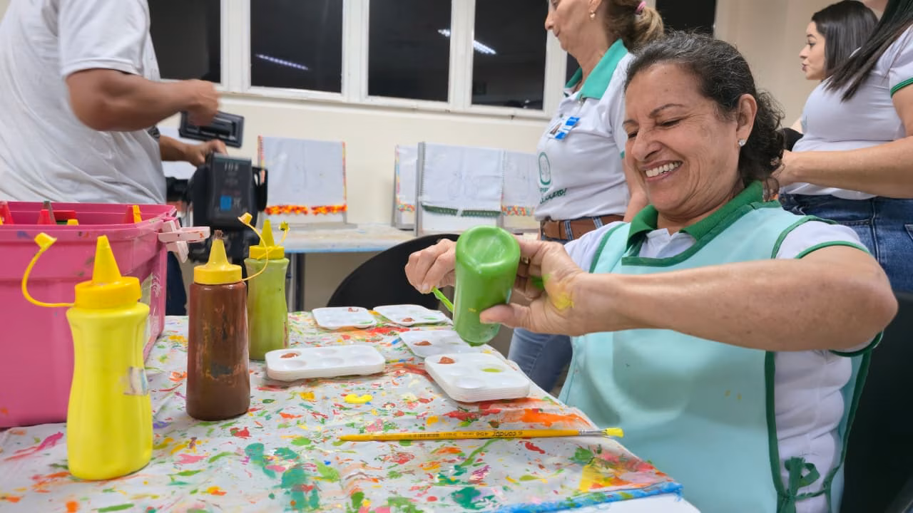 :: Sugestão de pauta - No Hospital Márcio Cunha, voluntariado da Apirva transforma a rotina de pacientes e familiares da hemodiálise ::