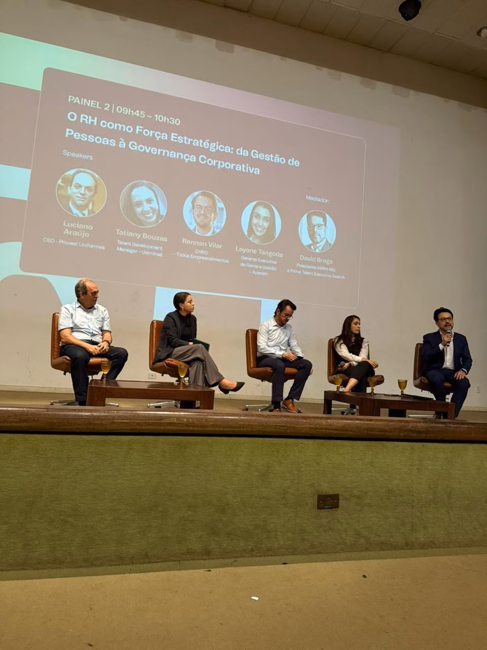 Aguardando a legenda original para fazer a reescrita