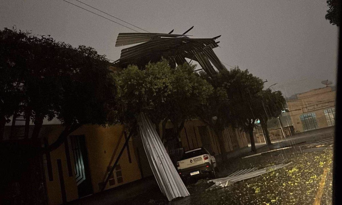 Nessas regiões, as bandas de instabilidade ligadas ao ciclone seguem mais ativas, aumentando a chance de chuva em vários períodos do dia