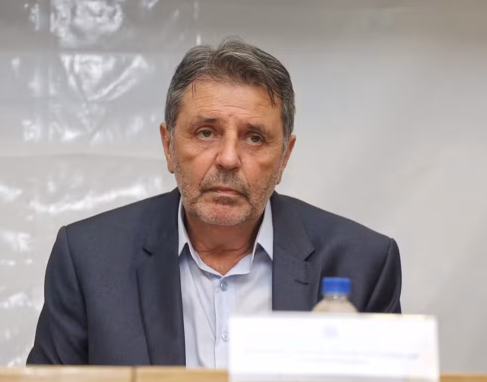 O delegado da Polícia Civil Osvaldo Nico durante a entrevista