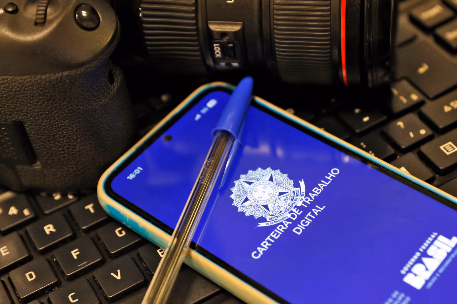 Benefício destinado a trabalhadores que exerceram atividade ao longo do ano