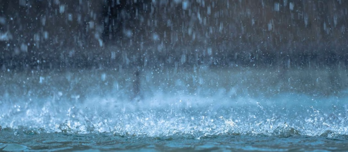 Segundo o Inmet, todas as regiões do país estão em alerta para chuvas fortes, com possibilidade de granizo no RJ e em MG