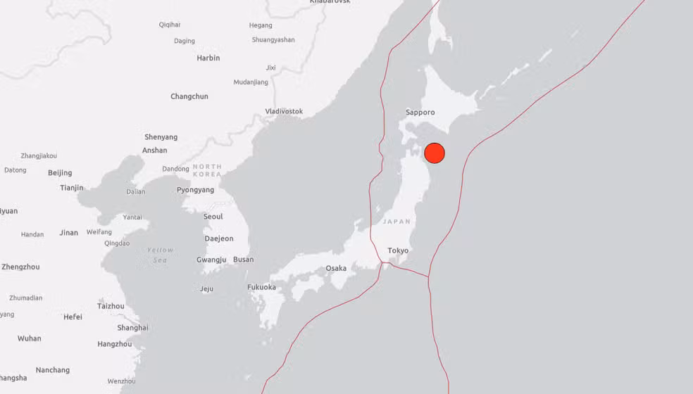 Terremoto de magnitude 7,6 atinge a região costeira do Japão em 8 de dezembro de 2025