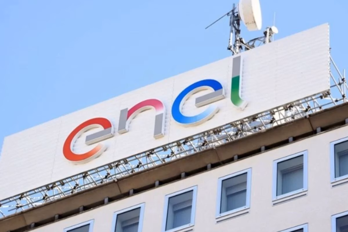 Após as chuvas e ventos intensos, moradores de várias áreas do estado seguem sem energia nesta quarta-feira (10/12), de acordo com a Enel