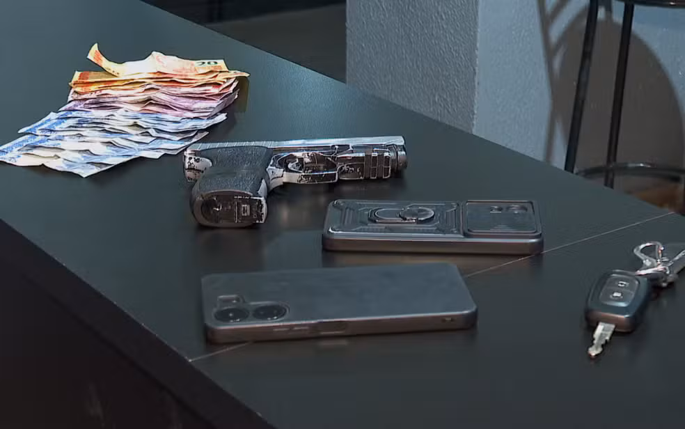 Suspeitos foram localizados e detidos em Cravinhos (SP)