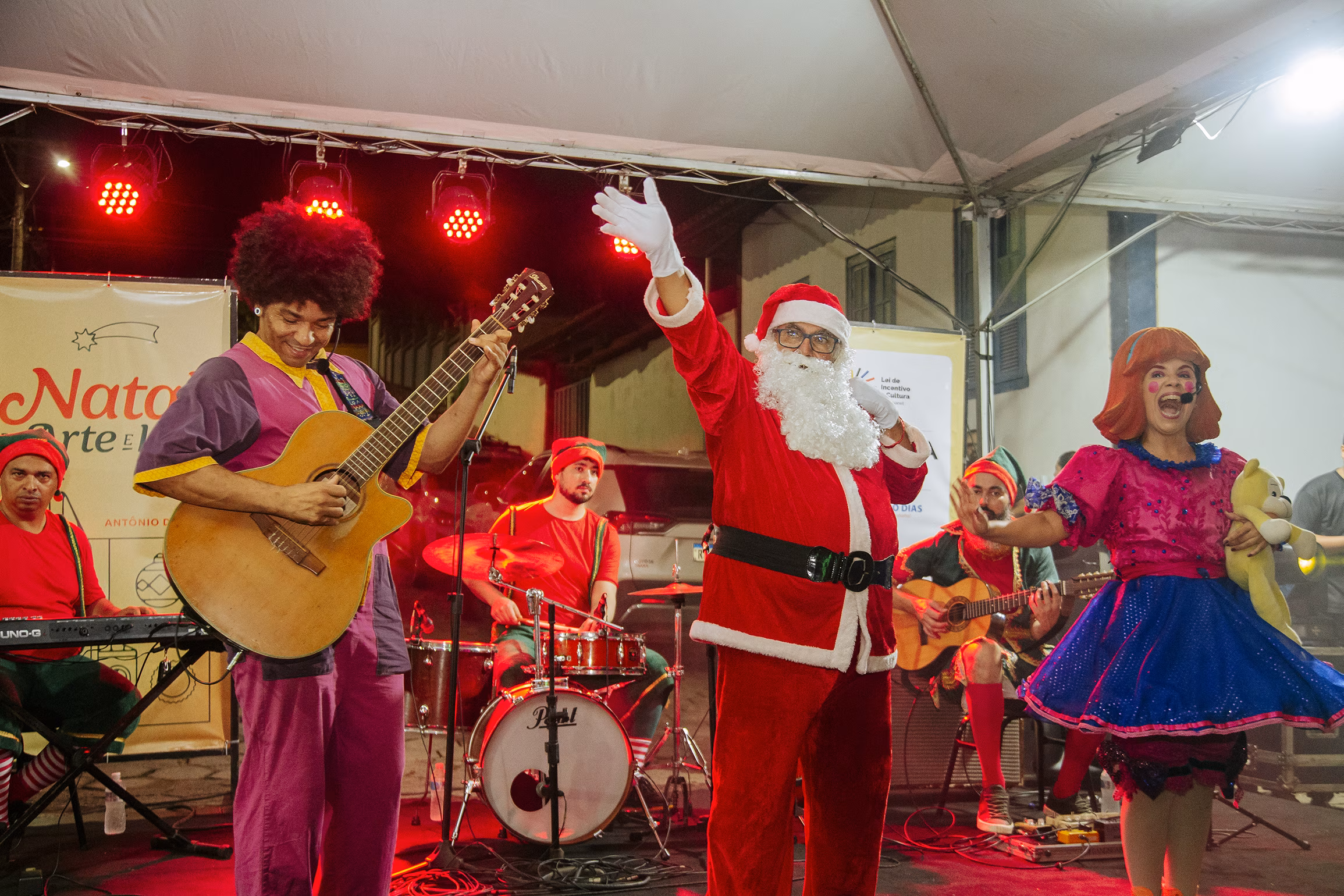 Fwd: Sugestão de pauta: Natal de Arte e Luz em Antônio Dias