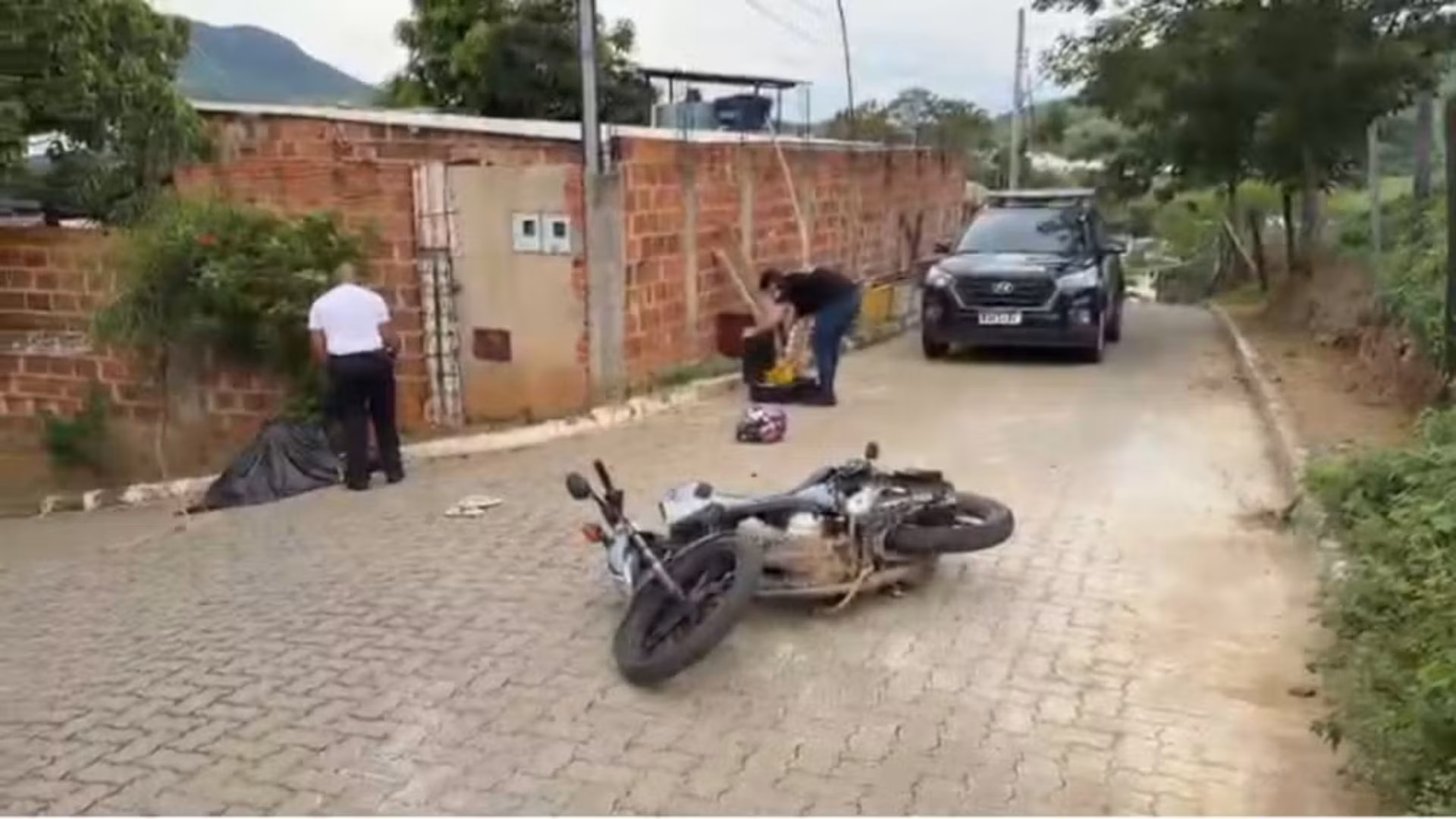 Quando o Samu chegou ao local, a equipe constatou que o jovem já estava sem vida.