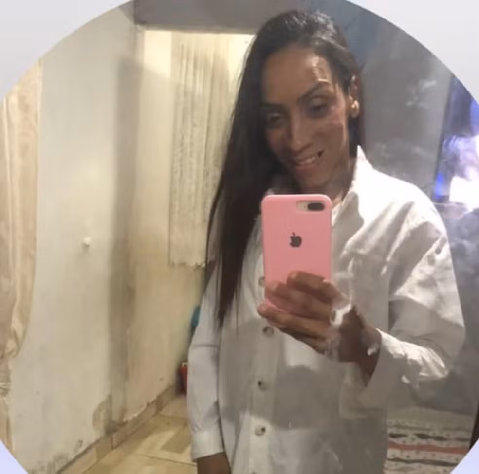 A vítima foi identificada como Tatiana Aparecida Vieira, de 40 anos. Ela deixa quatro filhos.