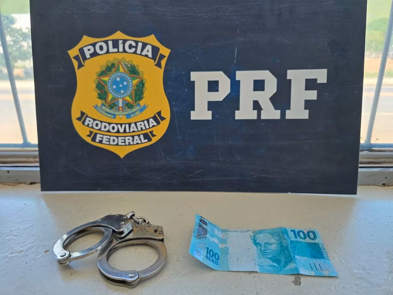 Ele afirmou ainda que recebeu o dinheiro em uma transação no município de Coronel Fabriciano (MG), sem conseguir identificar quem lhe repassou a nota.