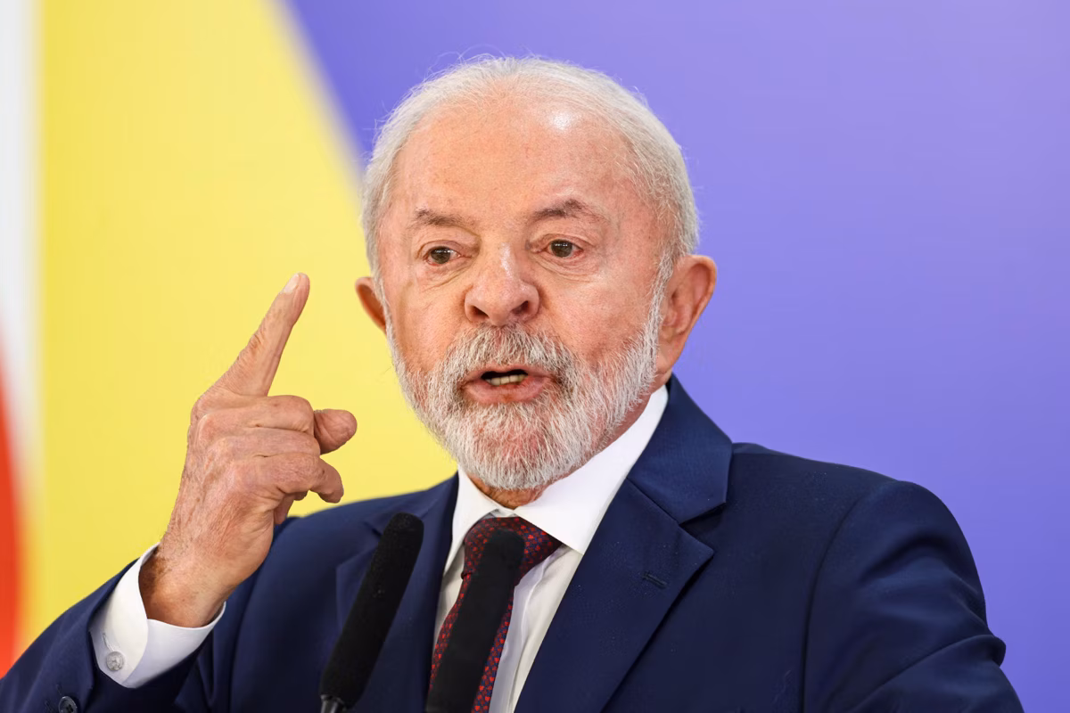 Lula assina veto integral ao PL da Dosimetria