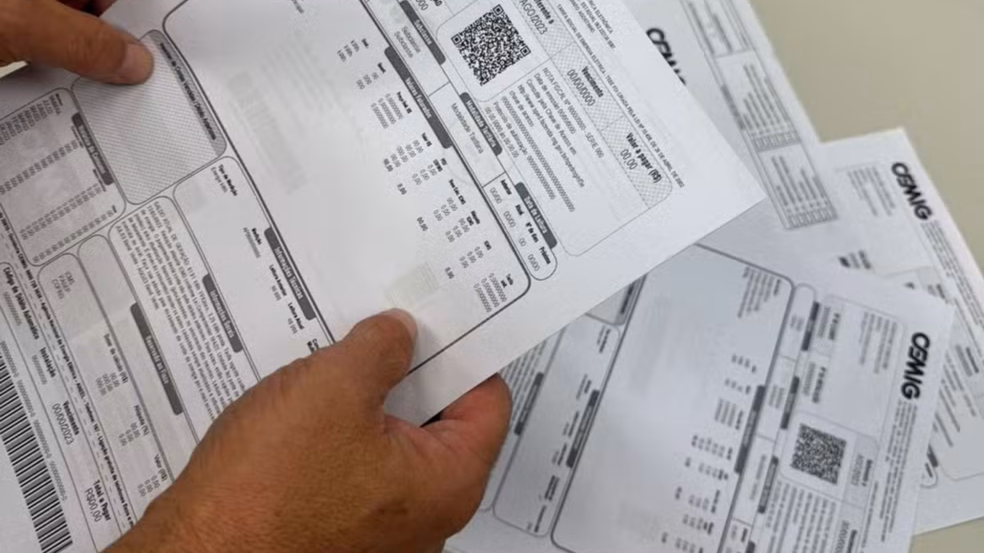 O consumo que ultrapassa esse limite não é contemplado com o desconto.