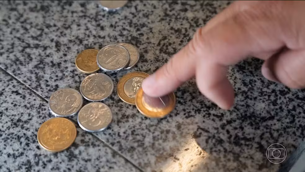 Renda cresce, mas inflação reduz o poder de compra dos brasileiros